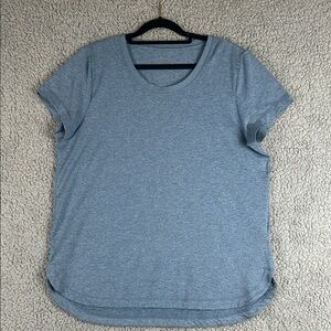 Athleta Crewneck Short Sleeve Light Blue T Shirt Women’s Size L
